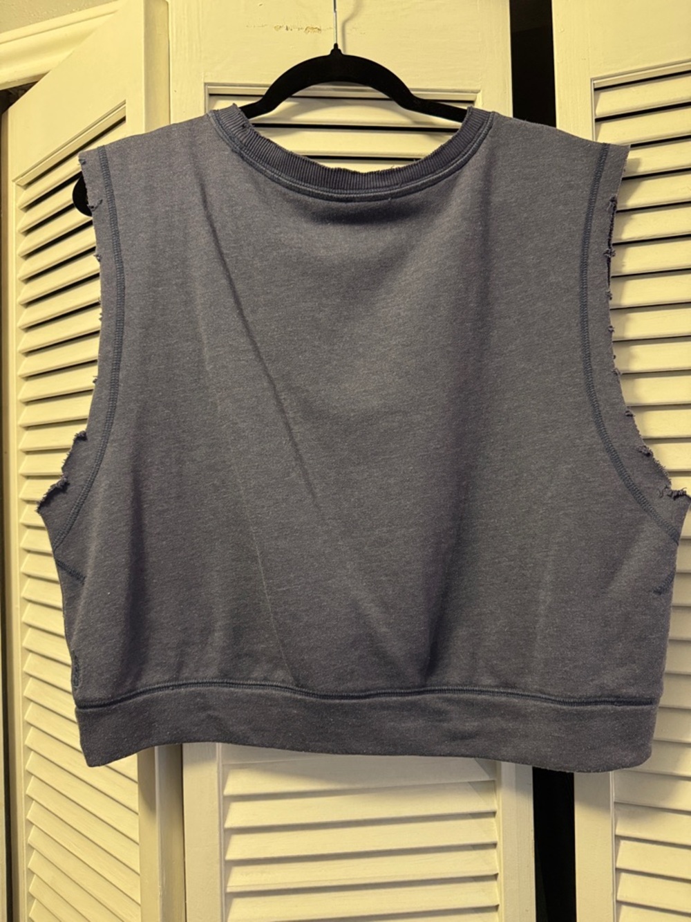 FP Movement by Free People Raw-Edge Sleeveless Crop Top - Dusty Blue - Picture 2 of 8